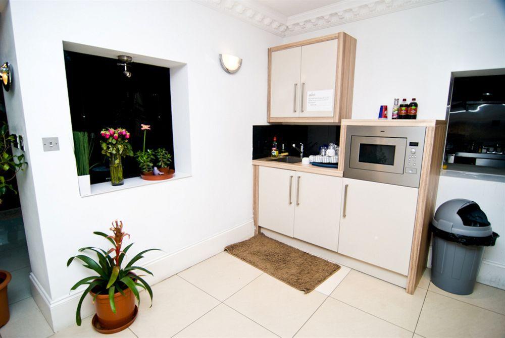 Skylark Guest House Hounslow Eksteriør billede