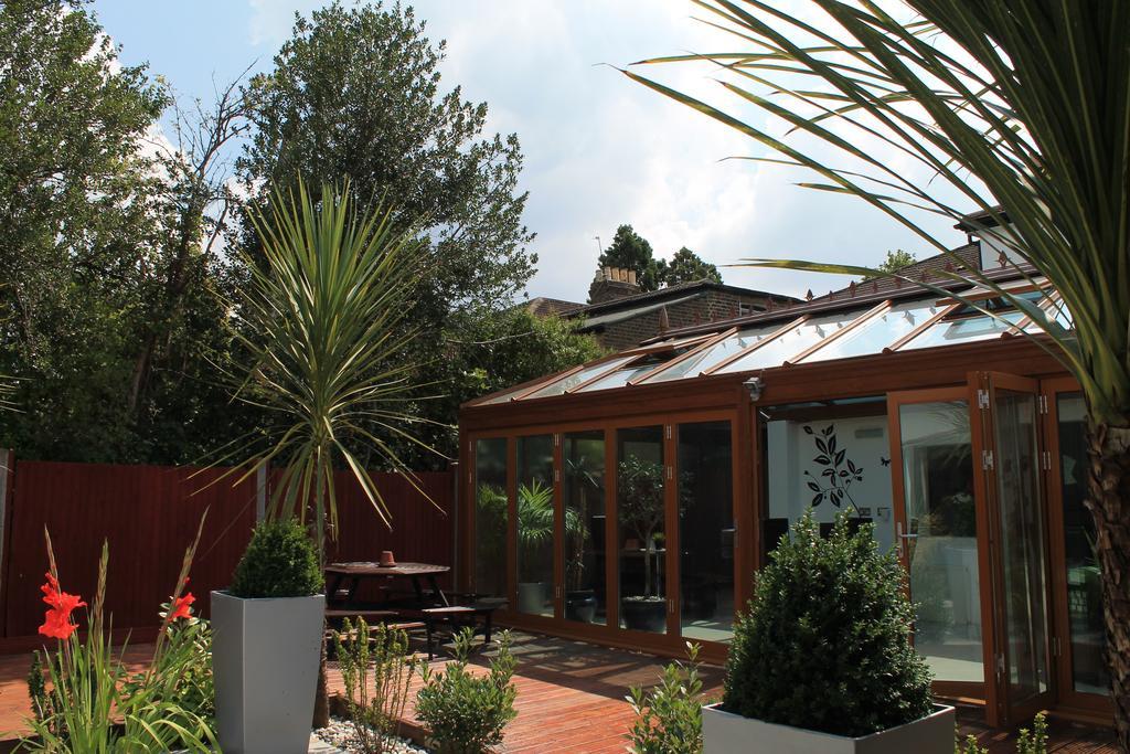 Skylark Guest House Hounslow Eksteriør billede